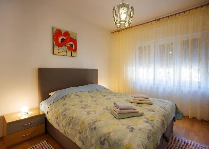 Apartment Apartment Studio Nevena Close To Sea