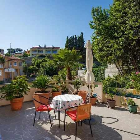 Apartment Nevena Close To Sea Krk Town